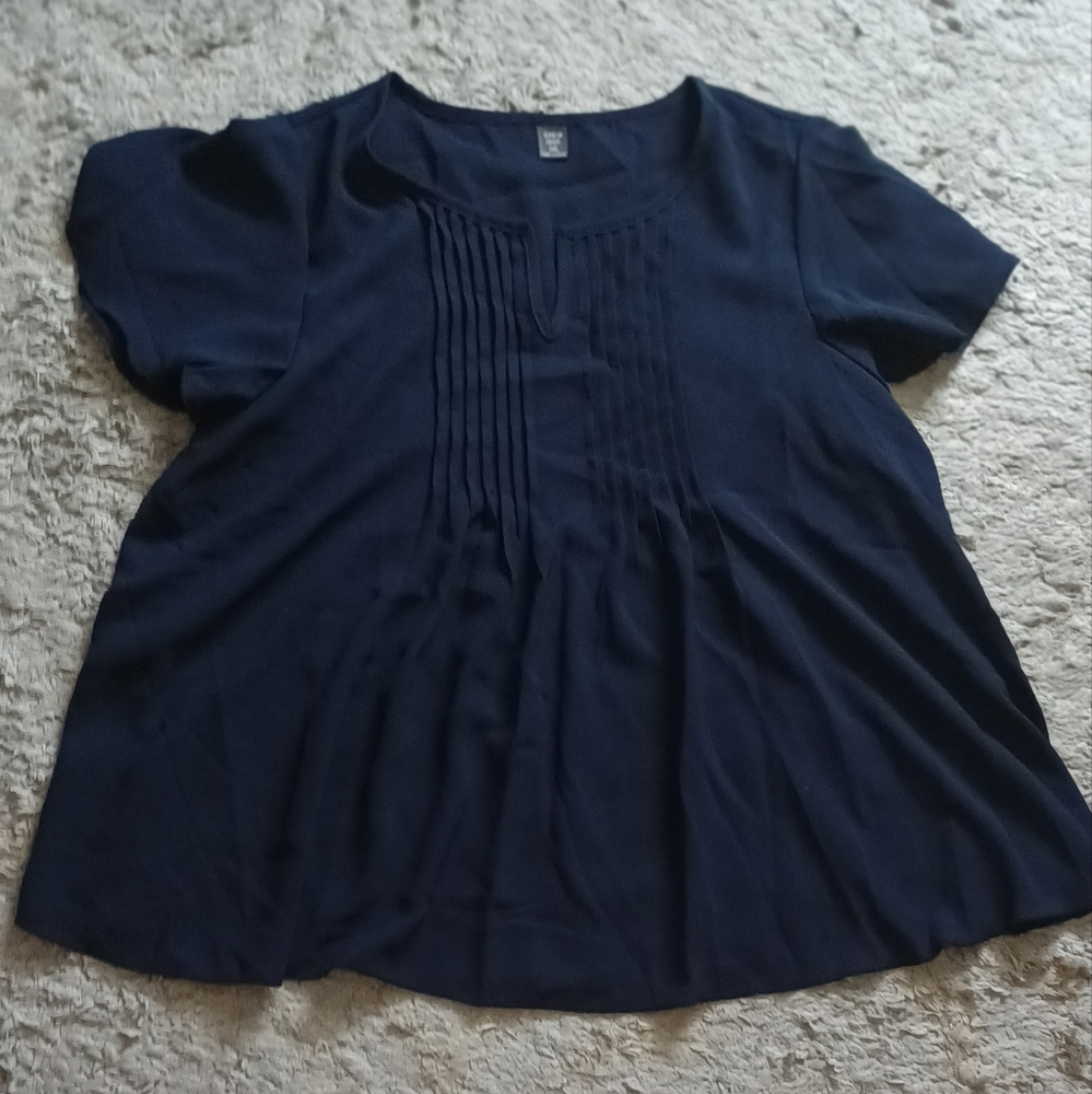 SHEIN Curve Navy Blue Pleated Top